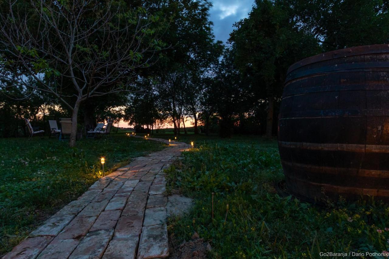 Pannonia Terranova Hotel Vardarac Luaran gambar