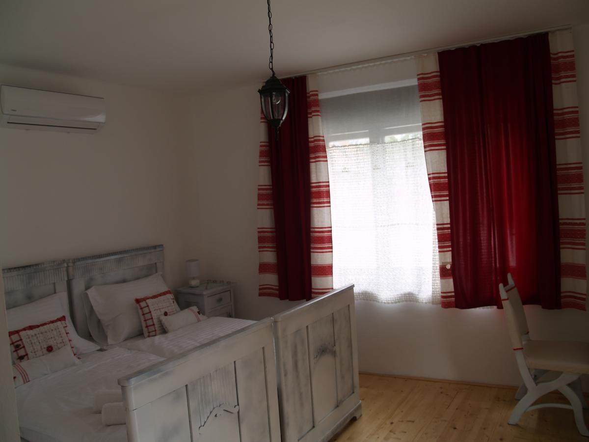 Pannonia Terranova Hotel Vardarac Luaran gambar